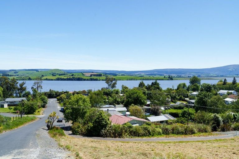 Photo of property in 19 Castle Street, Waihola, Milton, 9073