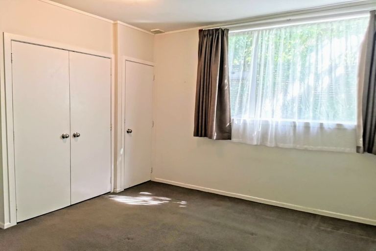 Photo of property in 5/19a Forrest Hill Road, Milford, Auckland, 0620