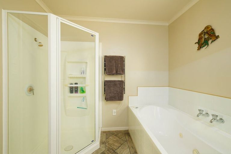 Photo of property in 39 Kotuku Road, South Bay, Kaikoura, 7300