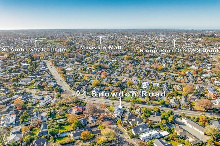 Photo of property in 24 Snowdon Road, Fendalton, Christchurch, 8052