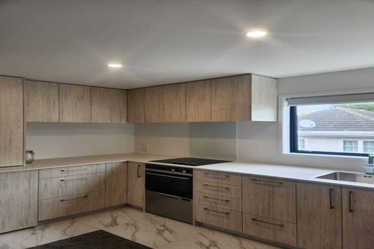 Photo of property in 5/61 Matipo Road, Te Atatu Peninsula, Auckland, 0610