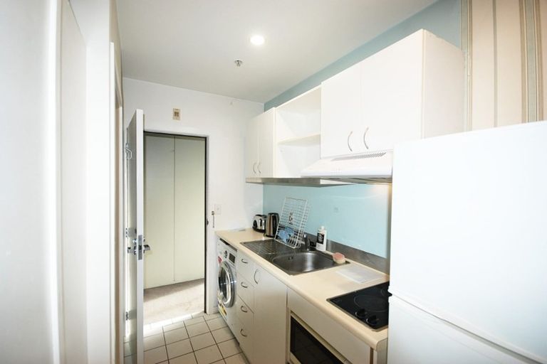 Photo of property in Oakwood Hall Apartments, 6b/81 Wakefield Street, Auckland Central, Auckland, 1010