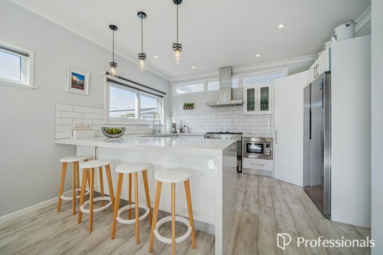 Photo of property in 32 Orr Crescent, Hutt Central, Lower Hutt, 5011