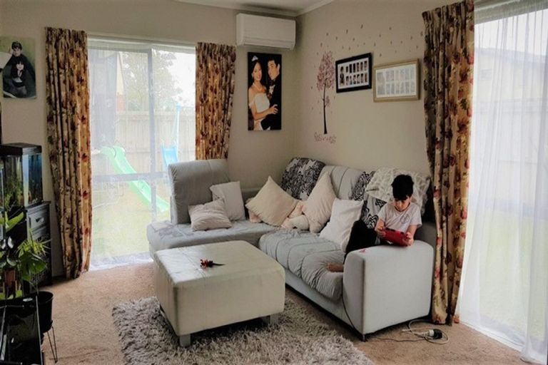 Photo of property in 20 Kora Avenue, Ranui, Auckland, 0612