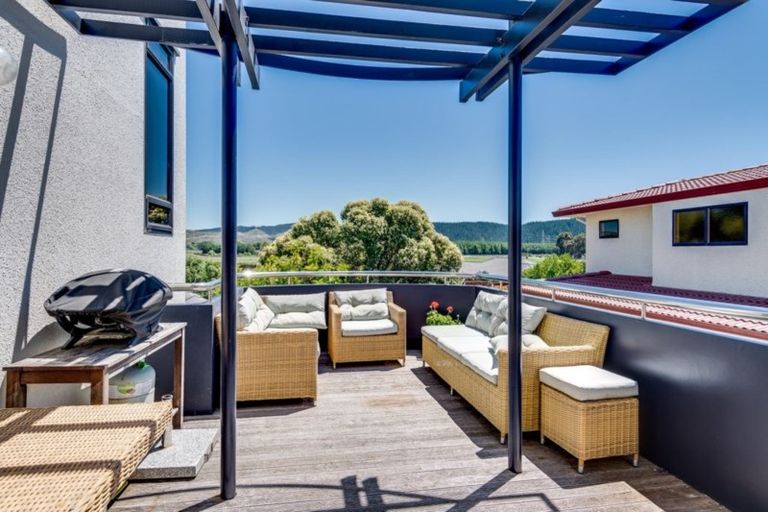 Photo of property in 129 North Shore Road, Eskdale, Napier, 4182