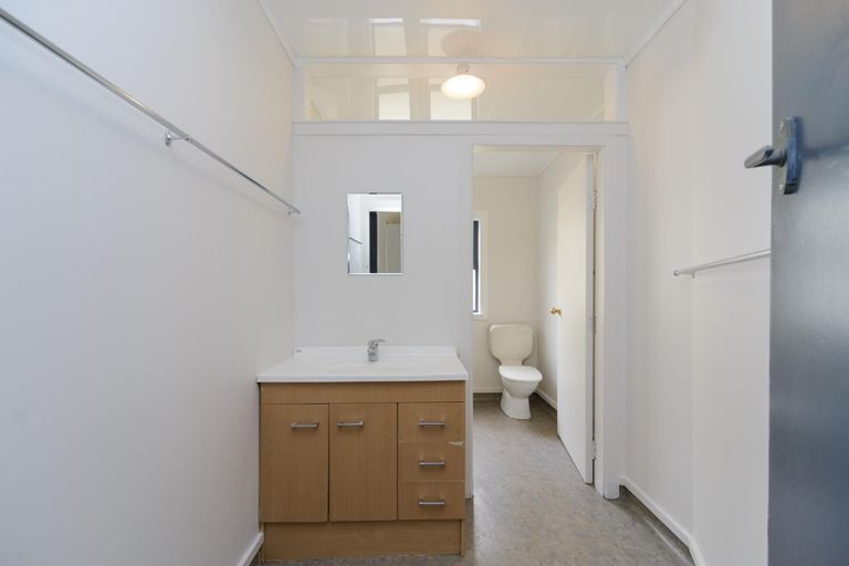 Photo of property in 221 Ferguson Street, Palmerston North, 4410