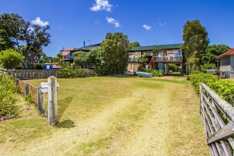 Photo of property in 45 The Esplanade, Manly, Whangaparaoa, 0930