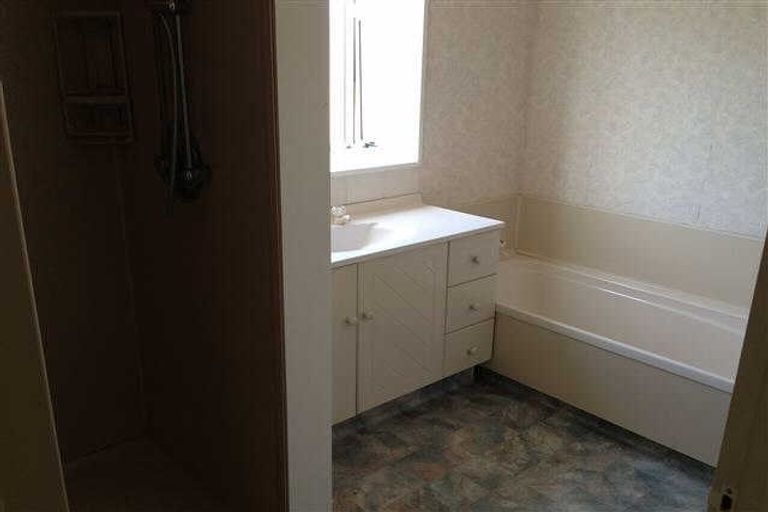 Photo of property in 220a Fox Street, Hamilton East, Hamilton, 3216