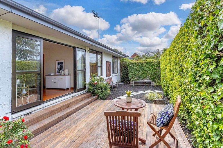 Photo of property in 1/9 Geraldine Street, Edgeware, Christchurch, 8013