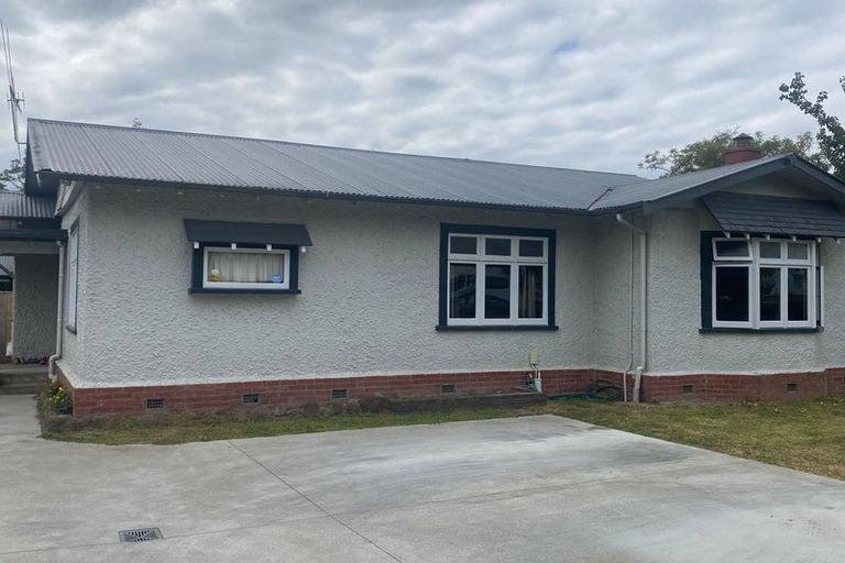 Photo of property in 28 Alfred Street, Roslyn, Palmerston North, 4414