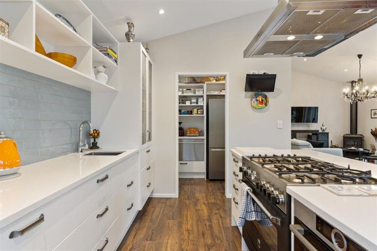 Photo of property in 108b Riverview Road, Whangamata, 3620