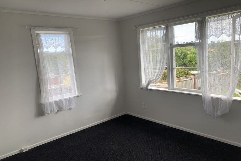 Photo of property in 9 Valdale Road, Henderson, Auckland, 0610