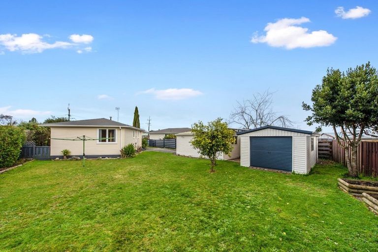 Photo of property in 6 Larnach Street, St Andrews, Hamilton, 3200