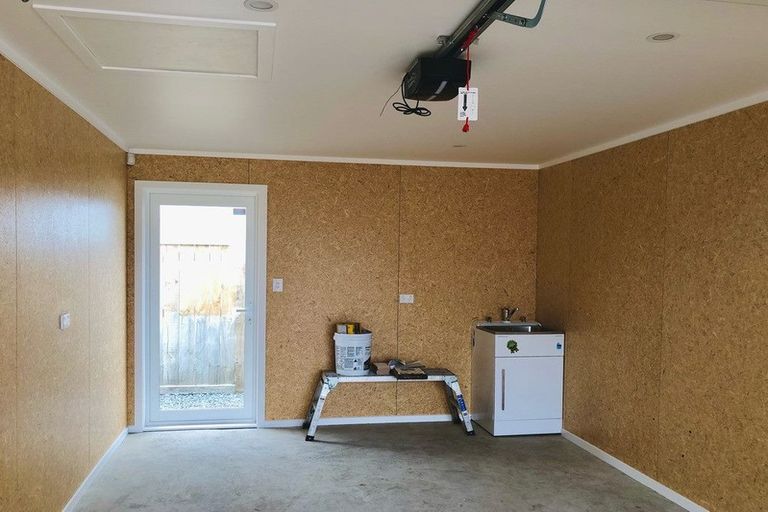 Photo of property in 19a Mckenzie Street, Levin, 5510