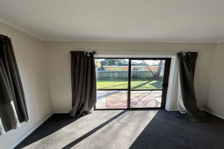 Photo of property in 1063a Fergusson Drive, Clouston Park, Upper Hutt, 5018