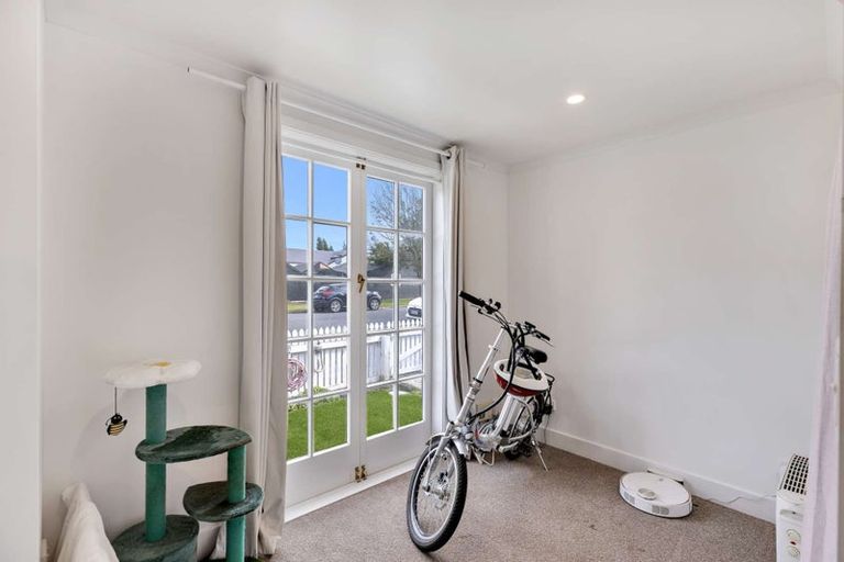 Photo of property in 34 Montrose Street, Sydenham, Christchurch, 8023