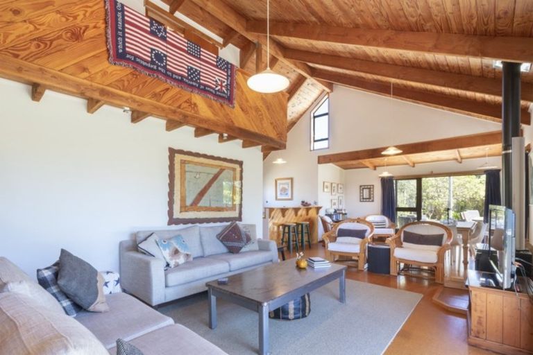 Photo of property in 11 Darroch Slope, Omaha, 0986