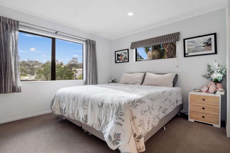 Photo of property in 2/58 James Street, Bayview, Auckland, 0629