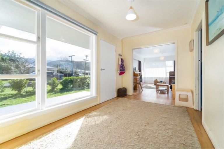 Photo of property in 59 Daniell Street, Featherston, 5710