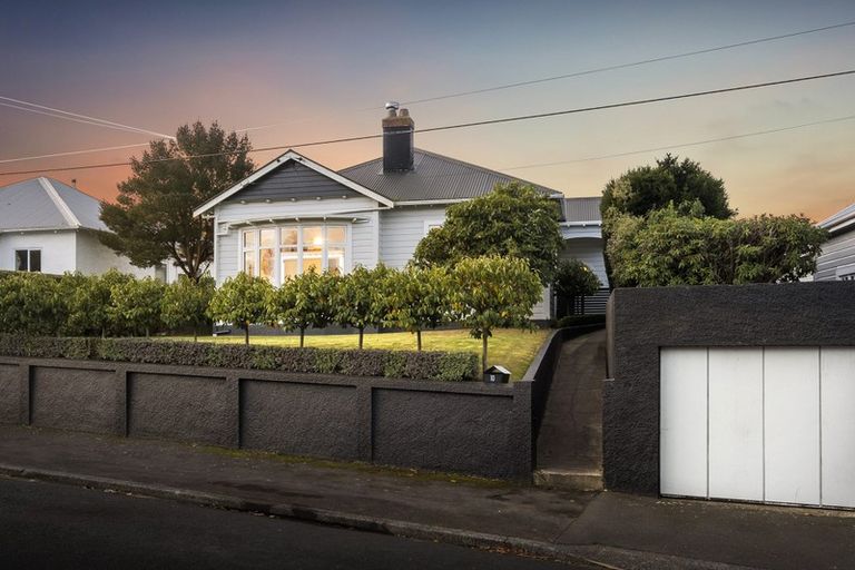 Photo of property in 10 Rosebery Street, Belleknowes, Dunedin, 9011