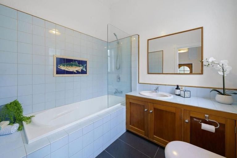 Photo of property in 34 Pharazyn Street, Melling, Lower Hutt, 5010