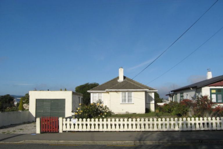 Photo of property in 19 Caledonian Road, Oamaru North, Oamaru, 9400