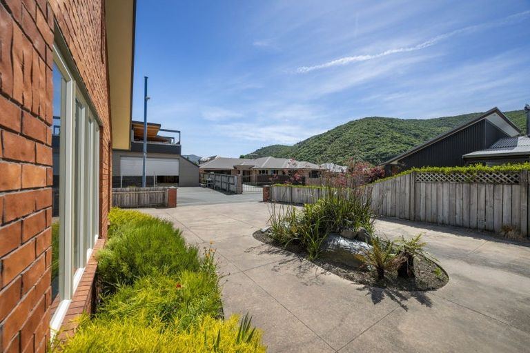 Photo of property in 37b Beach Road, Waikawa, Picton, 7220