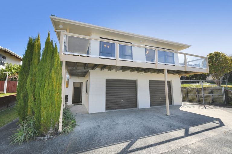 Photo of property in 3 Kotuku Place, Snells Beach, 0920