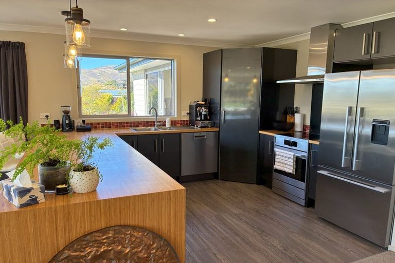 Photo of property in 2 Prospect Lane, Bannockburn, Cromwell, 9384