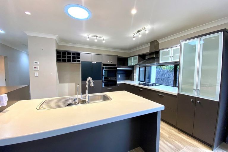 Photo of property in 25 Girvan Terrace, Wattle Downs, Auckland, 2103