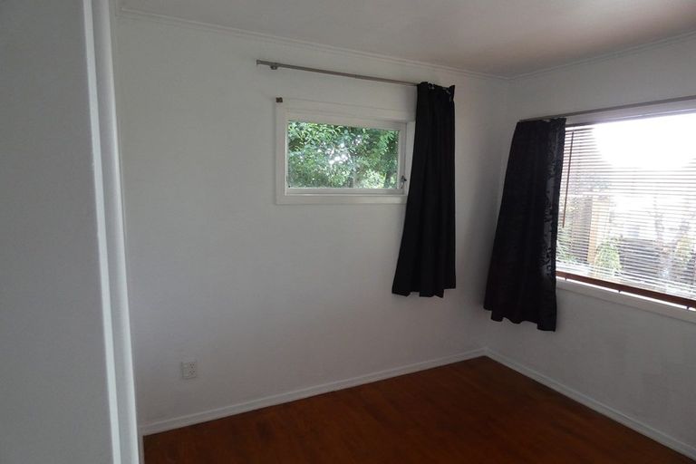 Photo of property in 39 Blease Street, New Lynn, Auckland, 0600