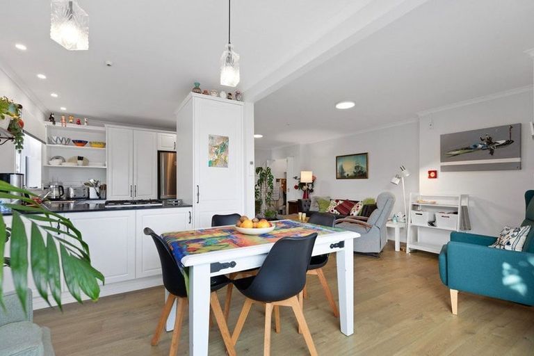 Photo of property in 23b Victoria Road, Mount Maunganui, 3116