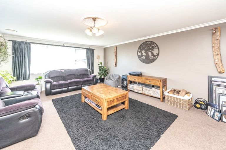 Photo of property in 12 Kowhai Street, Castlecliff, Whanganui, 4501
