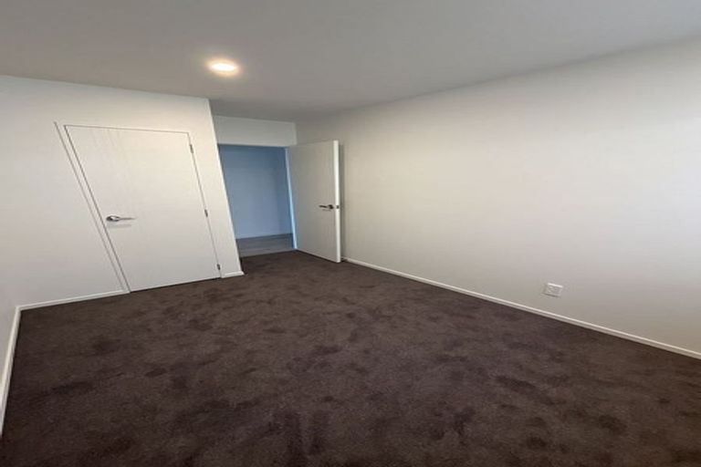 Photo of property in 16 Auranga Drive, Karaka, Papakura, 2113