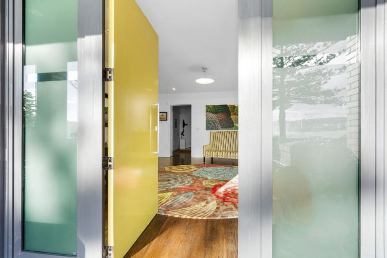 Photo of property in 286 Oriental Parade, Oriental Bay, Wellington, 6011