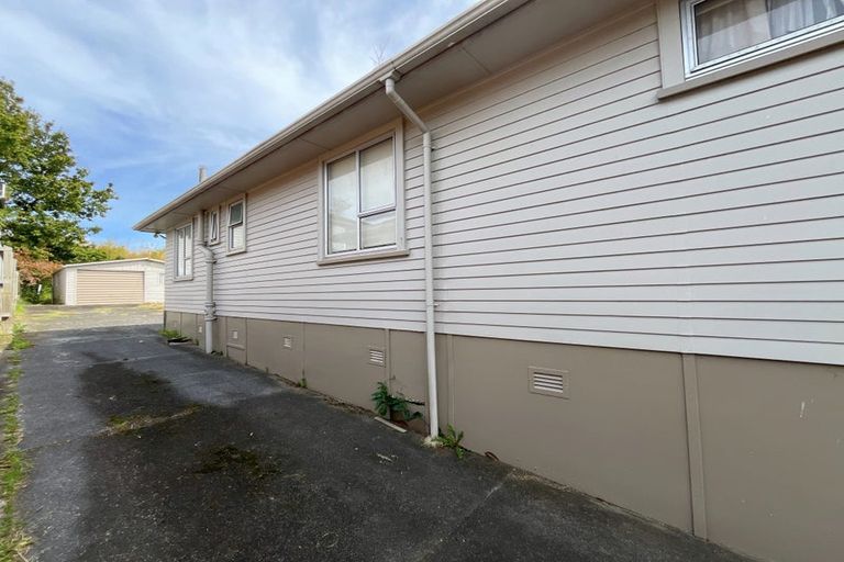 Photo of property in 35 Glenorchy Street, Glen Eden, Auckland, 0602
