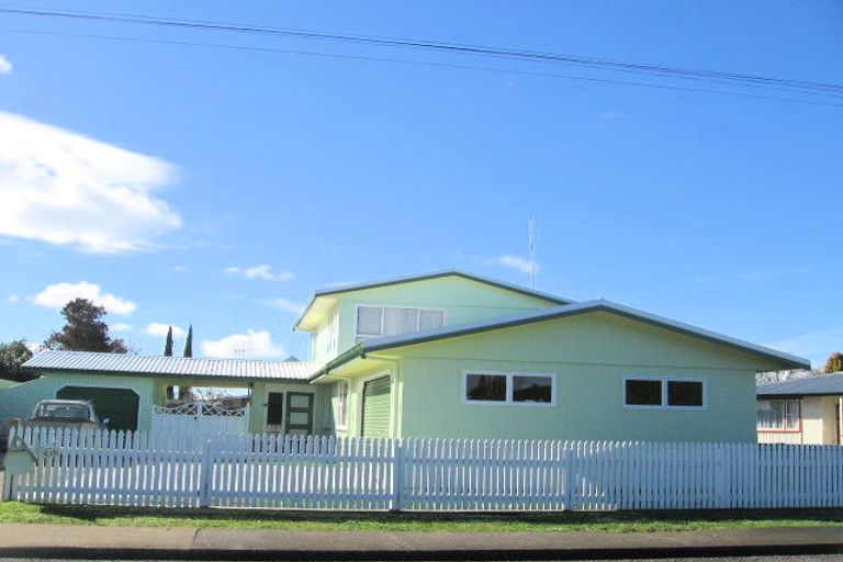 Photo of property in 610 Murdoch Road East, Akina, Hastings, 4122