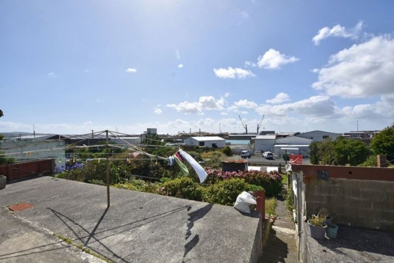 Photo of property in 27 Blackwater Street, Bluff, 9814