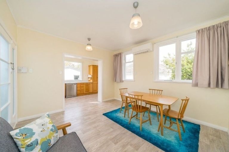 Photo of property in 21 Rawhiti Street, Stokes Valley, Lower Hutt, 5019