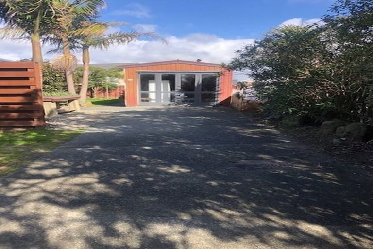 Photo of property in 10 Rakatau Place, Ruakaka, 0116