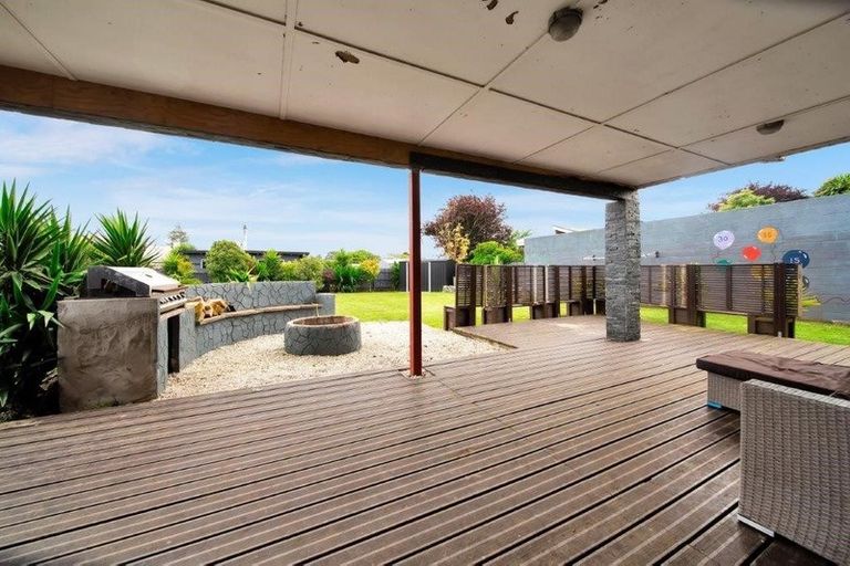 Photo of property in 7 Kowhai Street, Hawera, 4610