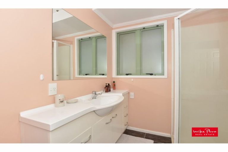 Photo of property in 13 Ngahere Drive, Horahora, Whangarei, 0110