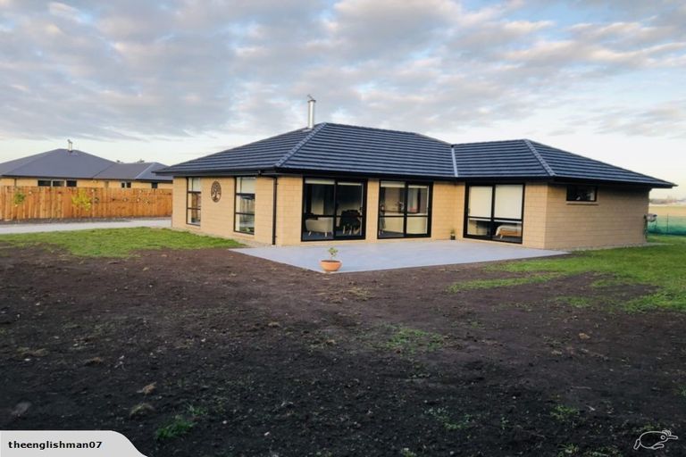 Photo of property in 19 Ruru Place, Oxford, 7430