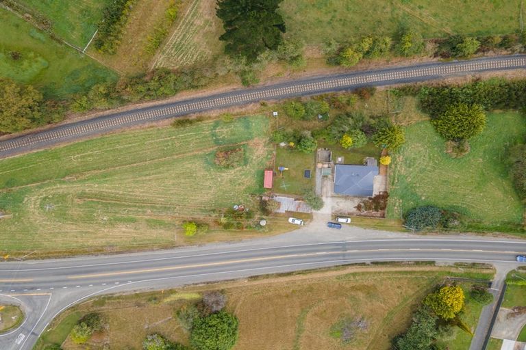 Photo of property in 114 Oamaru-alma Road, Deborah, Oamaru, 9491