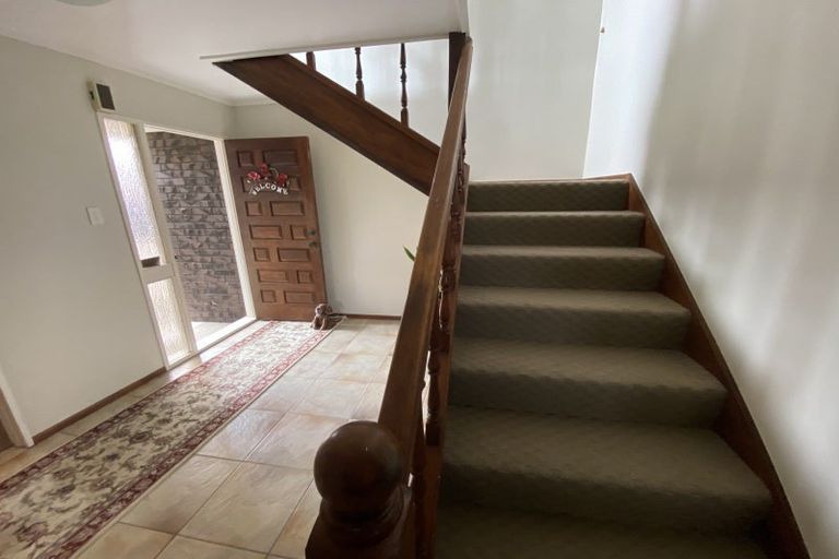 Photo of property in 8a Caulfield Place, Awapuni, Palmerston North, 4412