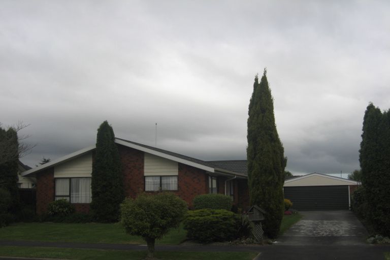 Photo of property in 8 Tivoli Place, Bishopdale, Christchurch, 8053