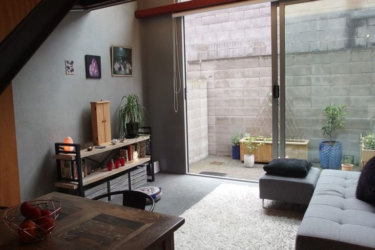 Photo of property in Tattoo Apartments, 15/42 Abel Smith Street, Te Aro, Wellington, 6011