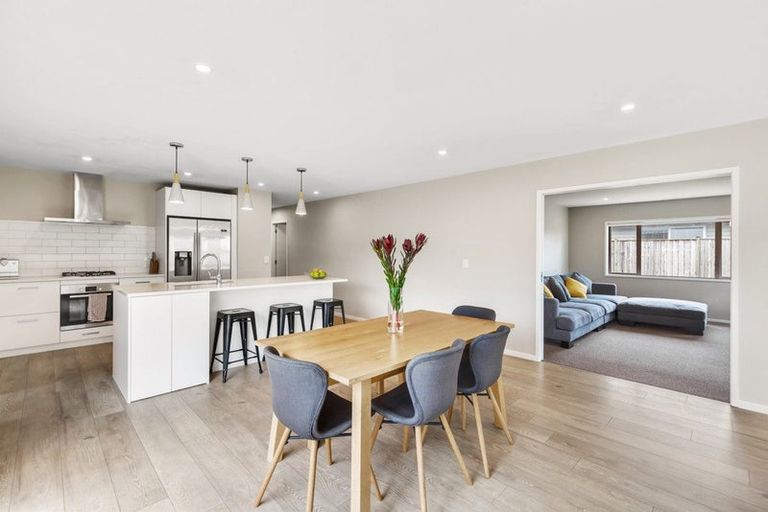 Photo of property in 5 Raymond Grace Avenue, Huapai, Kumeu, 0810