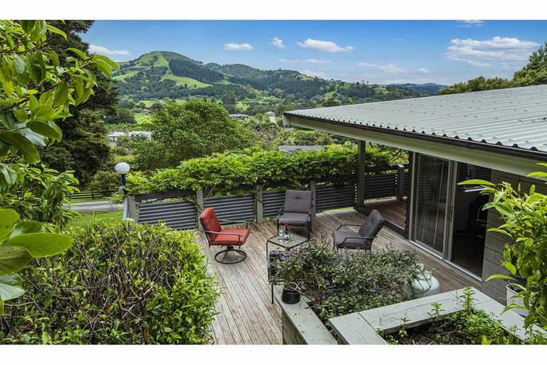 Photo of property in 25 Glen Bruce Place, Ngararatunua, Whangarei, 0176