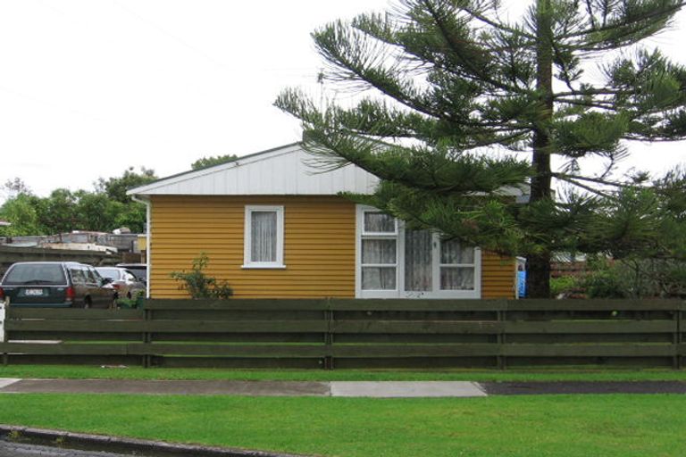 Photo of property in 3 Dolphin Street, Pakuranga, Auckland, 2010